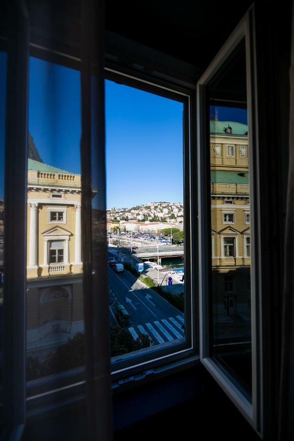 Teatro Suite & Rooms Rijeka Exterior foto